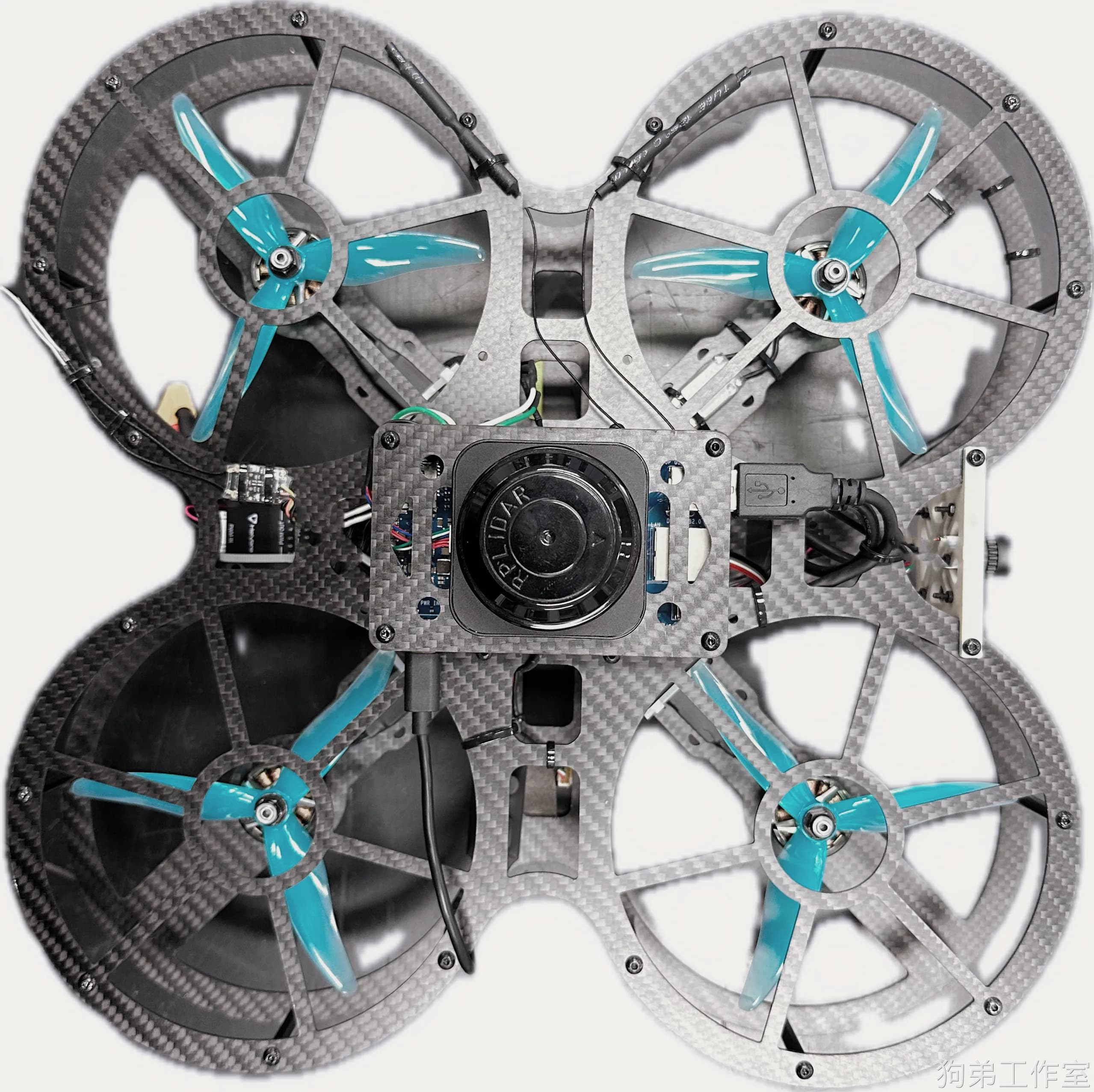 三好学生 俯视图